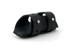 Charger l'image dans la galerie, Leather 6-Pack Holder - mageplaza1